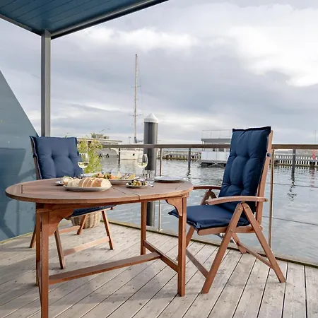 Hotel na wodzie Hausboot Harmonie