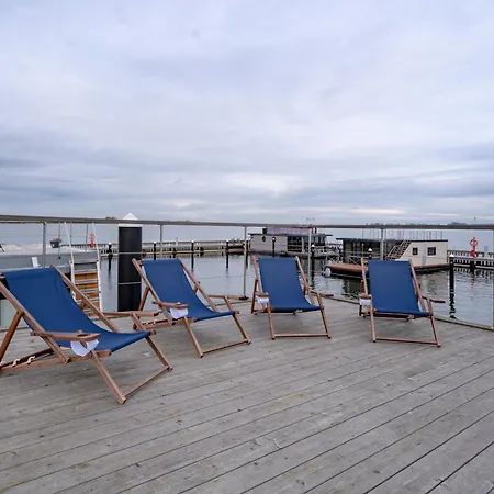 Hausboot Harmonie *
